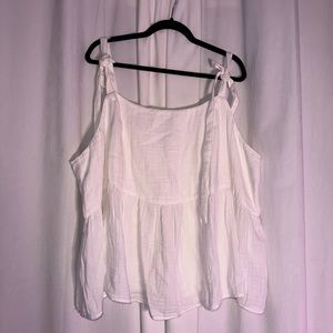 Old navy tie shirt white